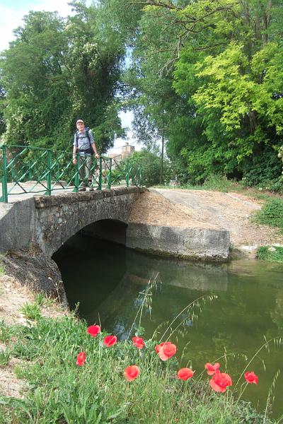 2011-05- (1281).JPG - Hier endet nach gut einer Stunde unsere "Kanalwanderung"